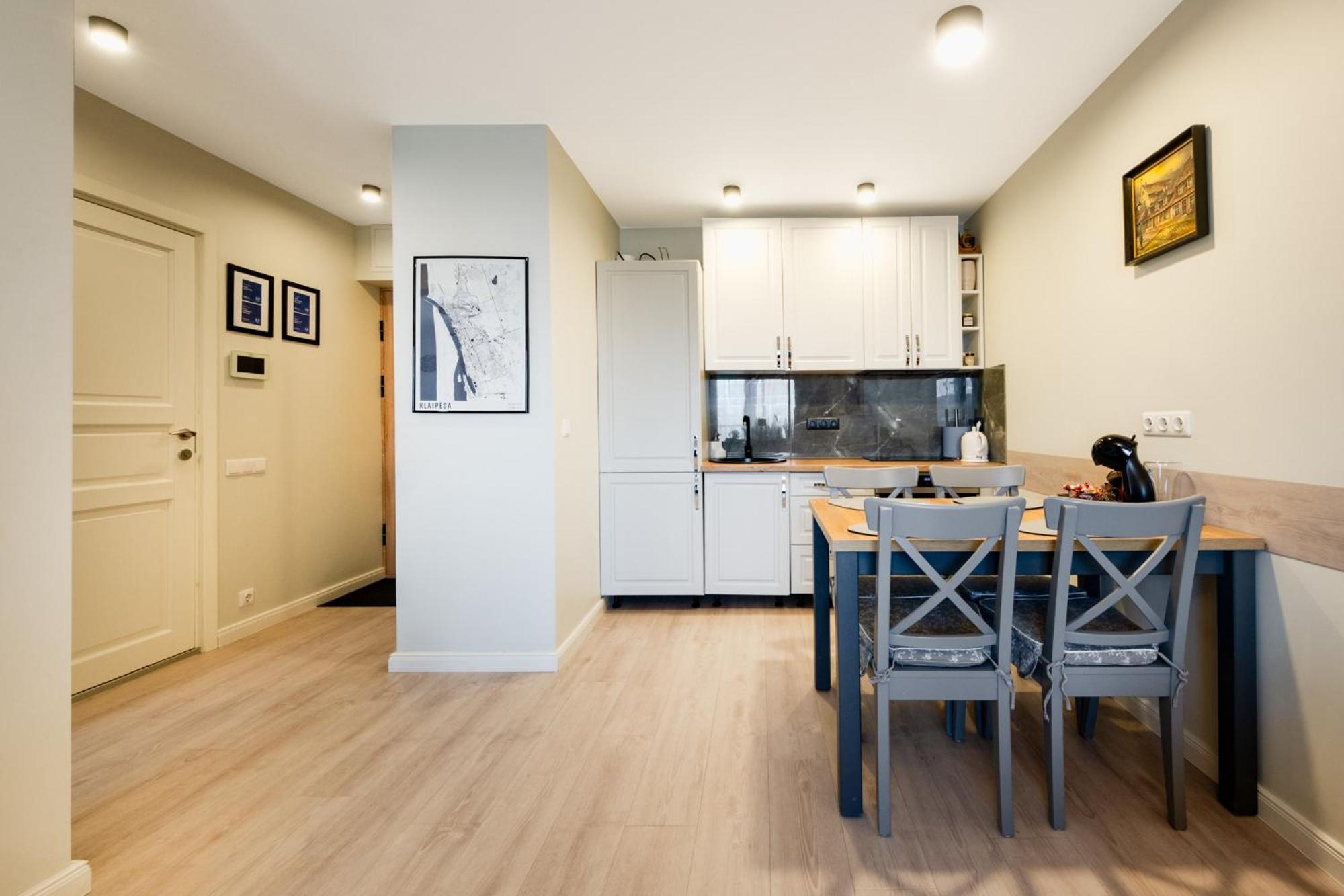 Romos Apartamentai Klaipedoje ไคลเพดา ภายนอก รูปภาพ