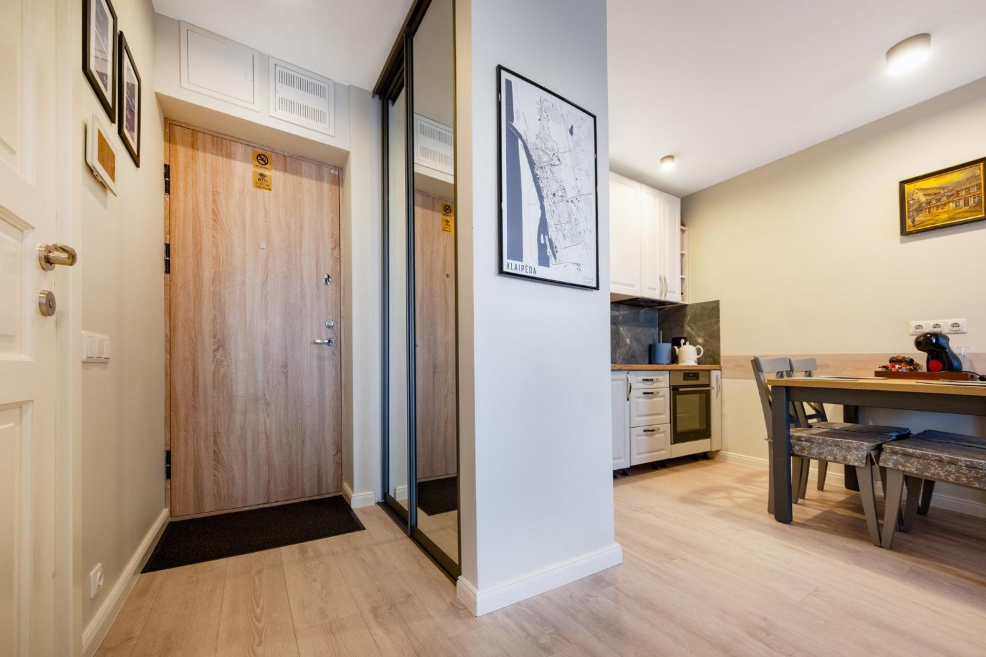 Romos Apartamentai Klaipedoje ไคลเพดา ภายนอก รูปภาพ